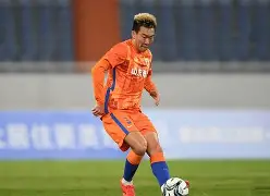 包含陕西长安竹马球员表现出色，贡献关键进球的词条