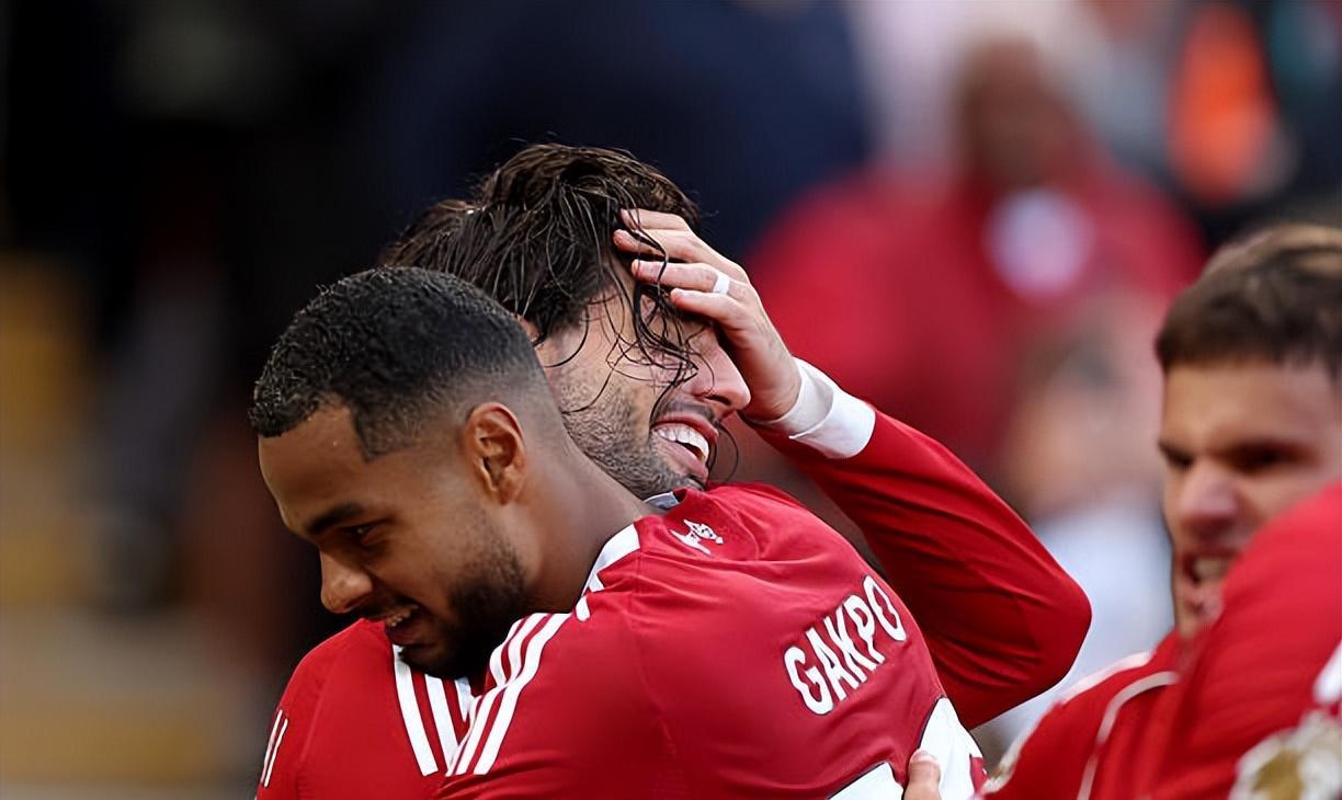 利物浦客场逆转战胜对手，三连胜取得良好开局