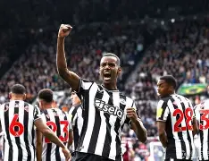 C7娱乐app下载-瑞典国家队赢得胜利，瑞典球员展现出色表现